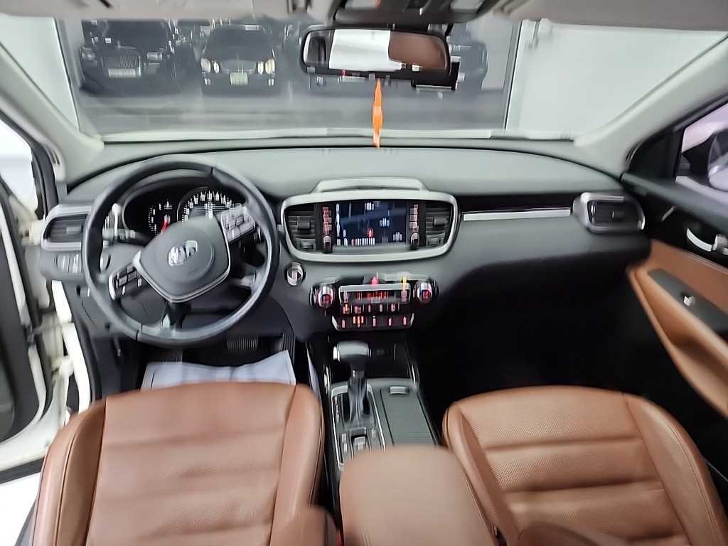 KIA Sorento - Vista 7