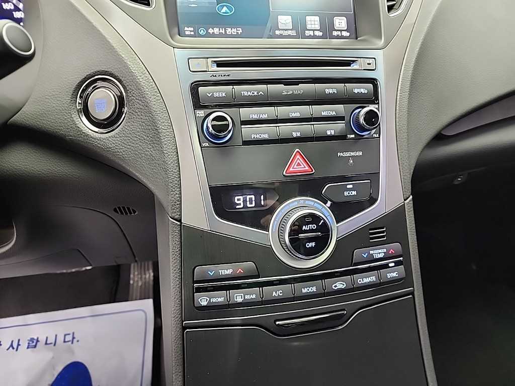 HYUNDAI Grandeur - Vista 10