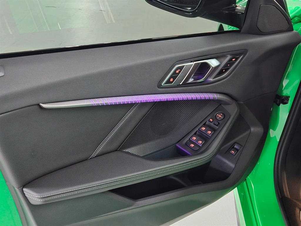 BMW 1 series 2022 Verde - Importación desde Corea - HF Imports Iquique - Foto 13