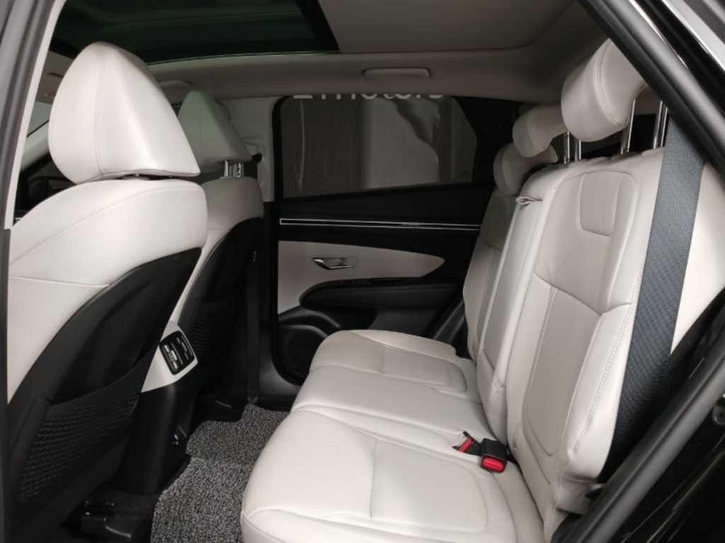 HYUNDAI Tucson - Vista 8