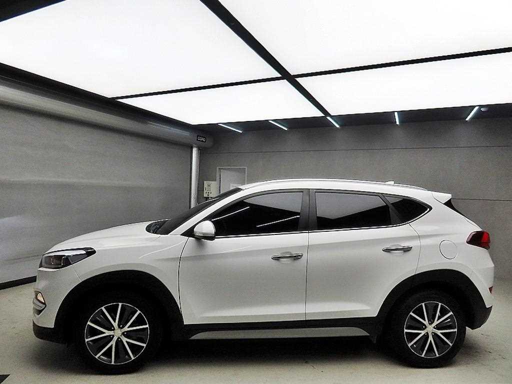 HYUNDAI Tucson - Vista 4