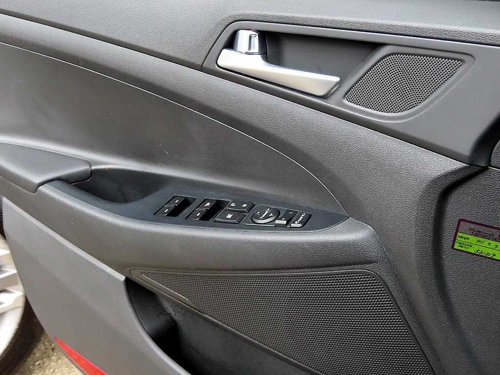 HYUNDAI Tucson - Vista 11