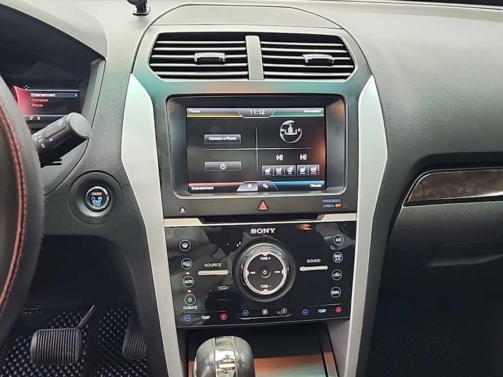 Ford Explorer - Vista 10