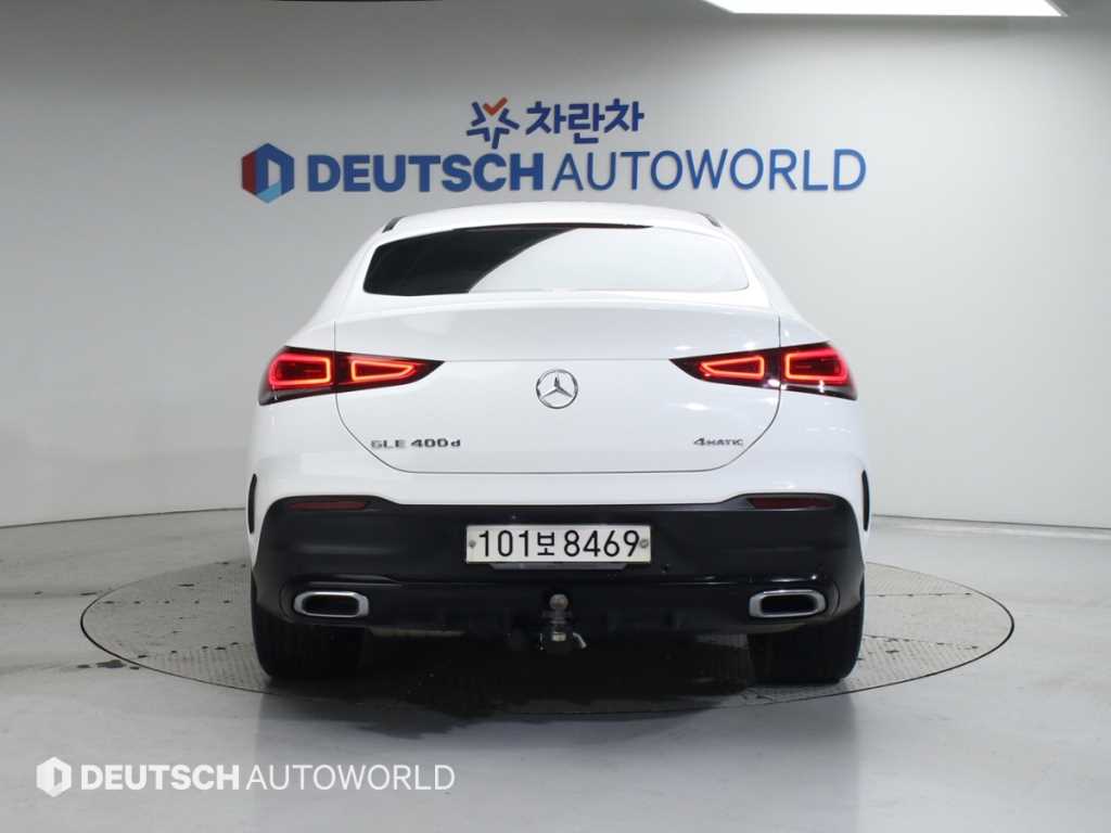 Mercedes Benz GLE Class - Vista 4