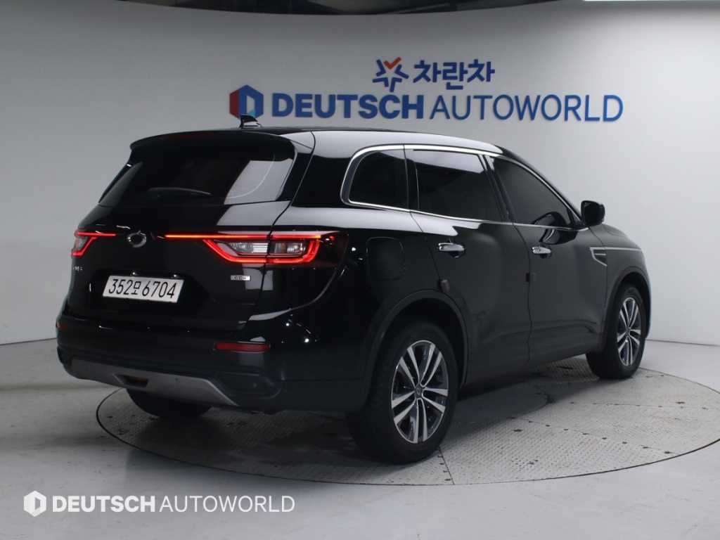 SAMSUNG QM6 - Vista 2