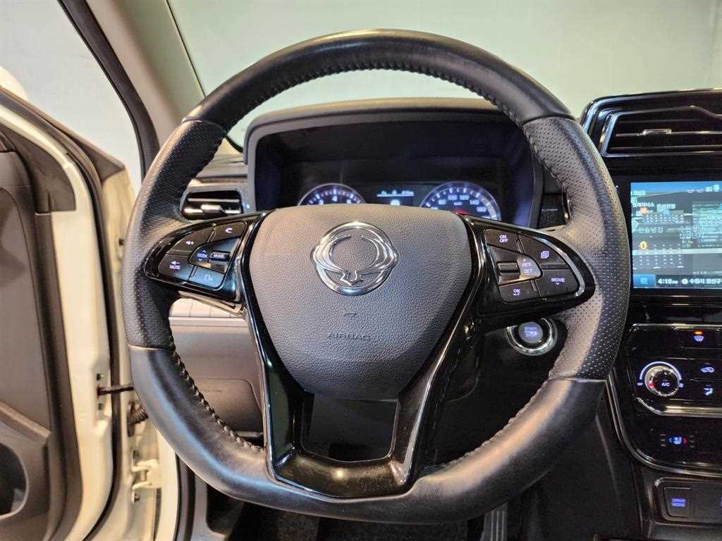 Ssangyong Tivoli - Vista 9