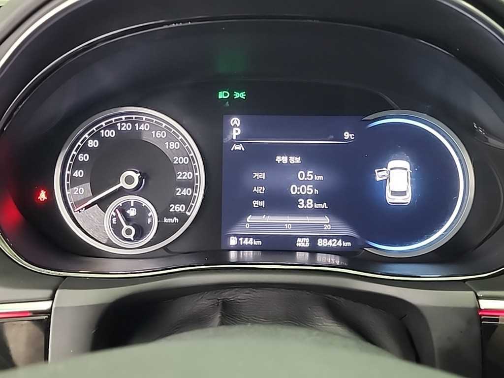 Genesis GV70 - Vista 6