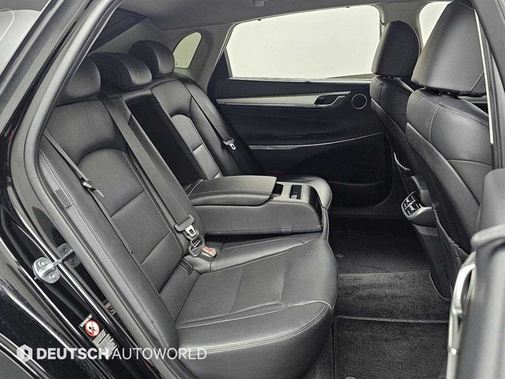 HYUNDAI Grandeur - Vista 12