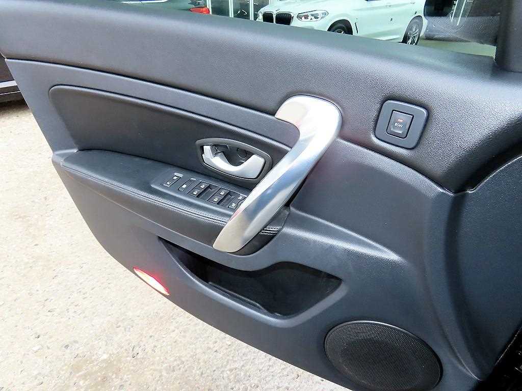 SAMSUNG SM5 - Vista 11