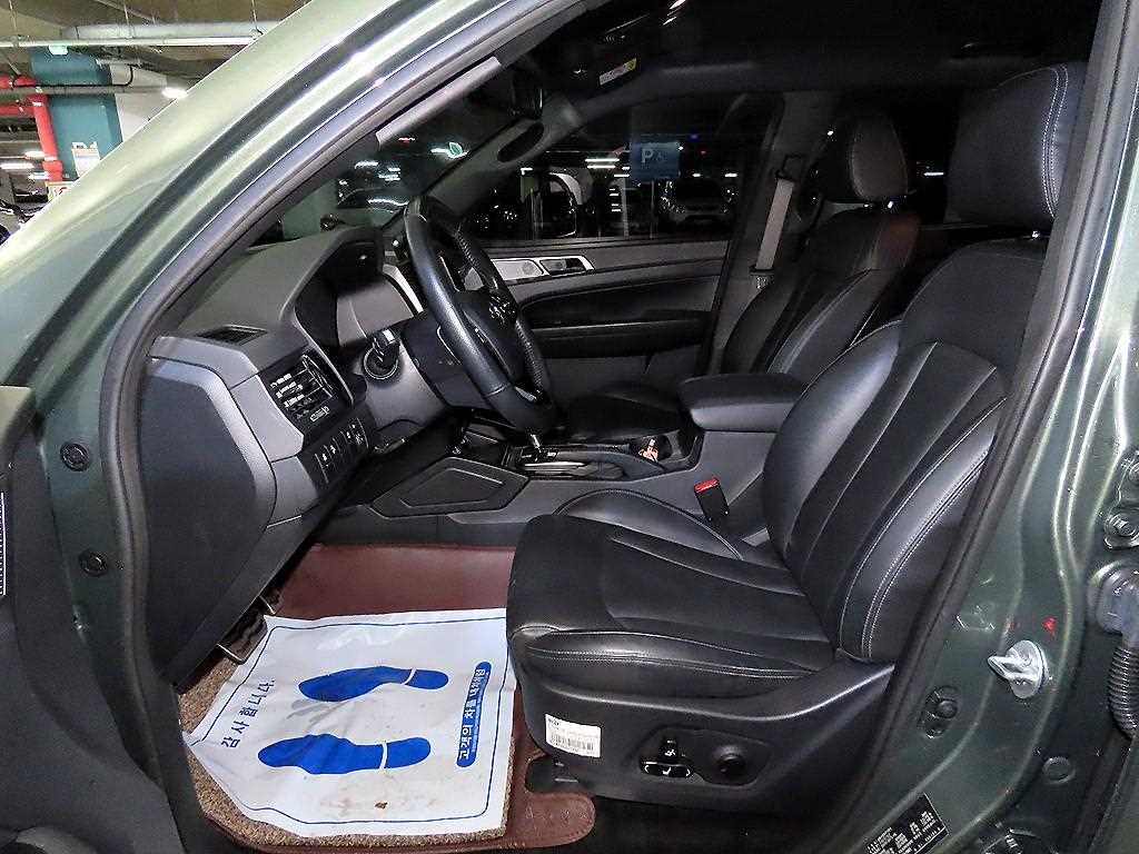 Ssangyong Rexton - Vista 6