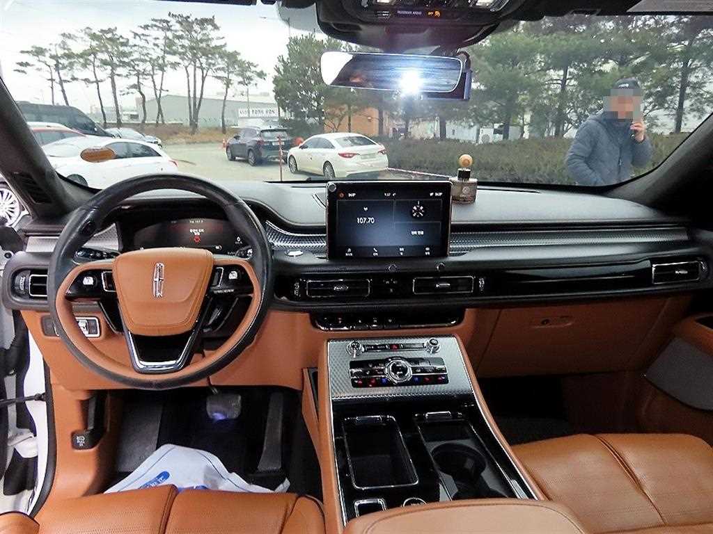 Lincoln Aviator - Vista 7