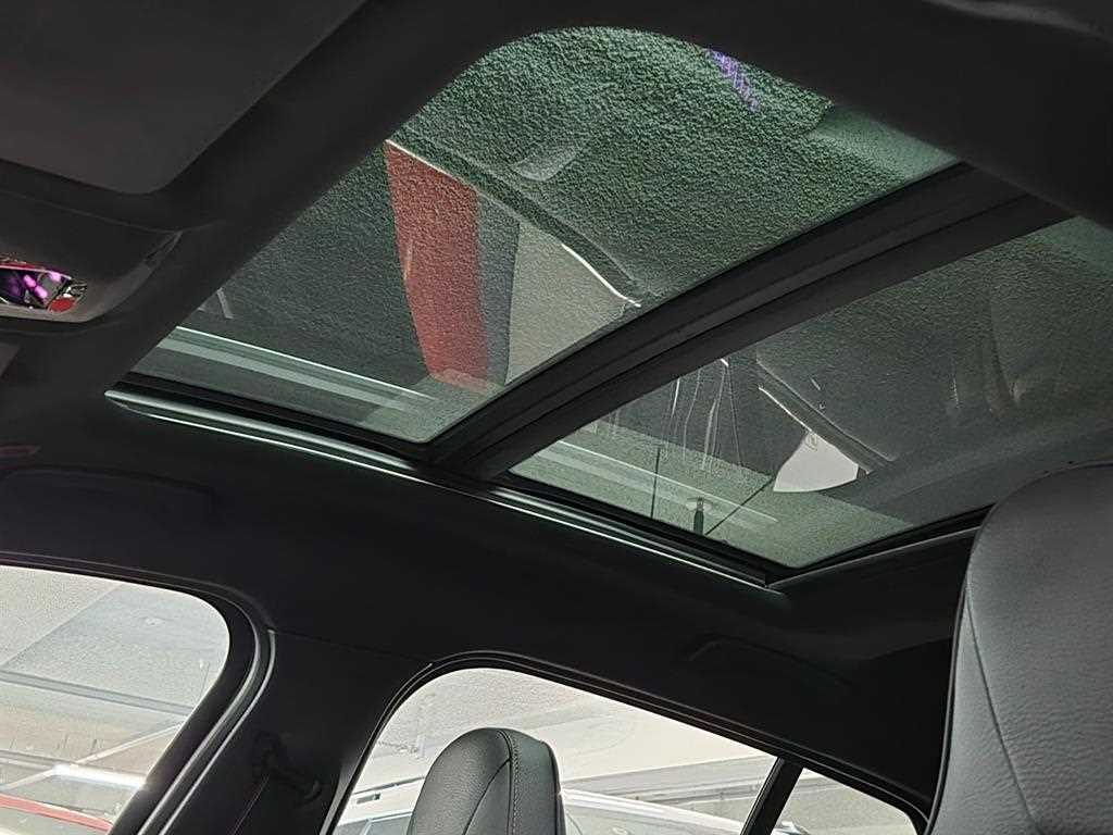 BMW 1 series 2022 Verde - Importación desde Corea - HF Imports Iquique - Foto 15