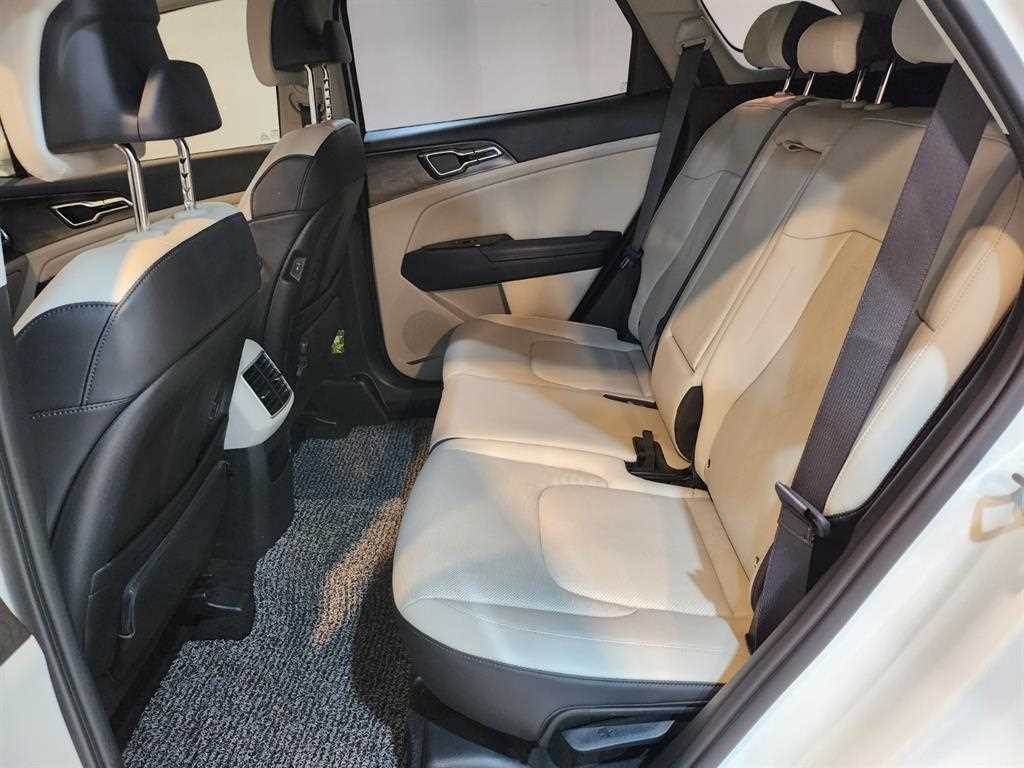 KIA Sportage - Vista 6