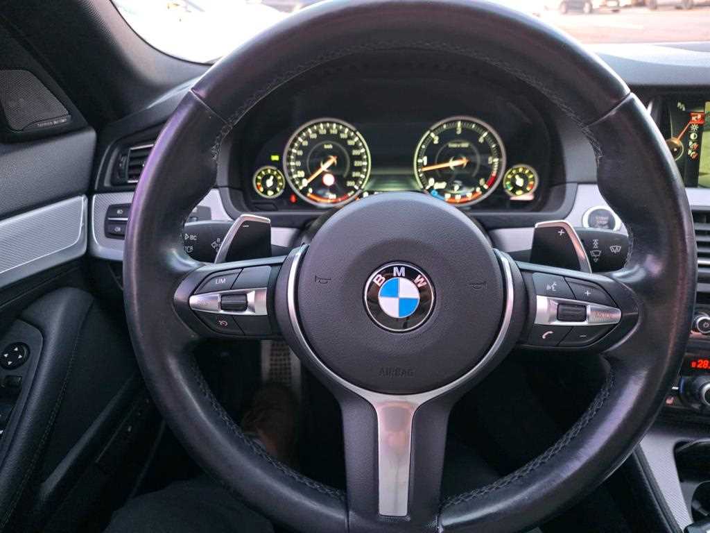 BMW 5 Series - Vista 5