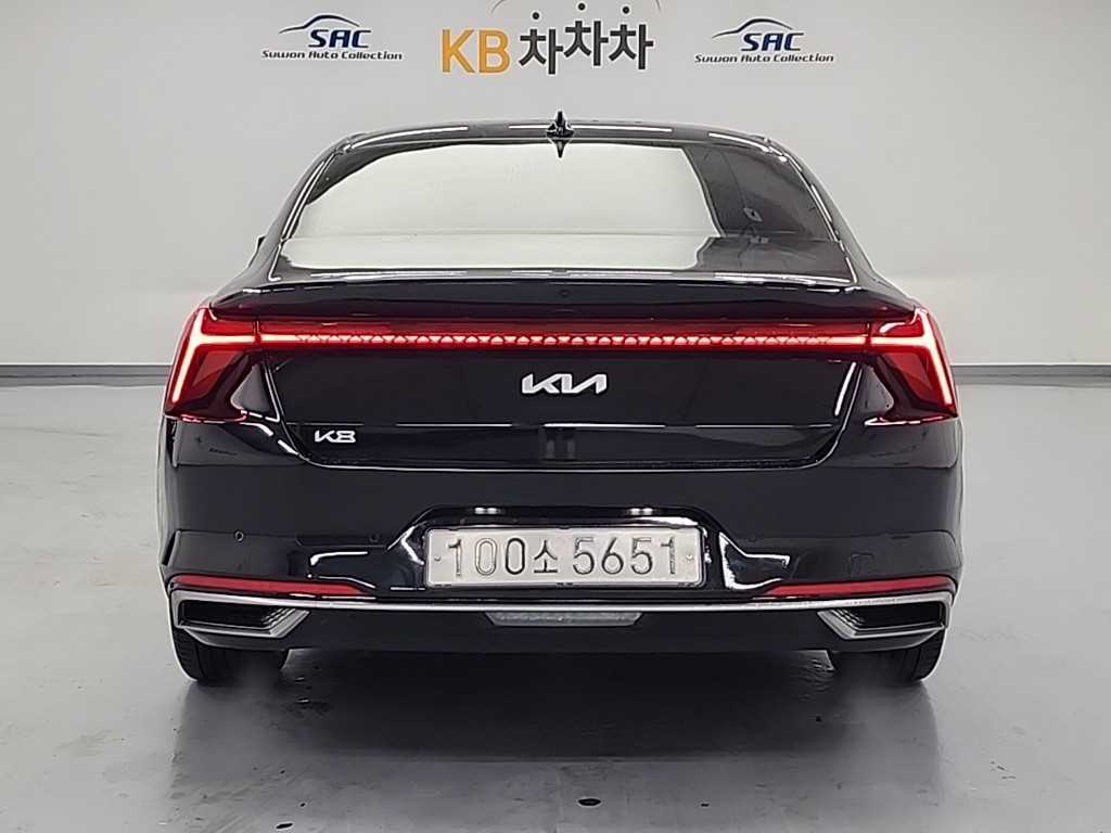 KIA K8 - Vista 3
