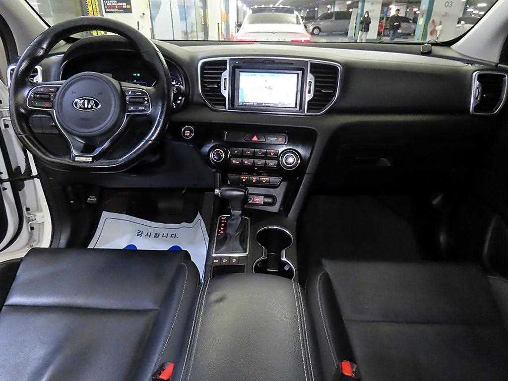 KIA Sportage - Vista 10