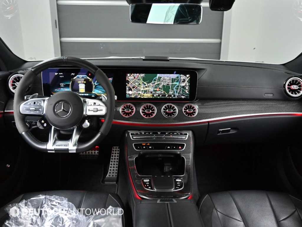 Mercedes Benz CLS Class - Vista 7