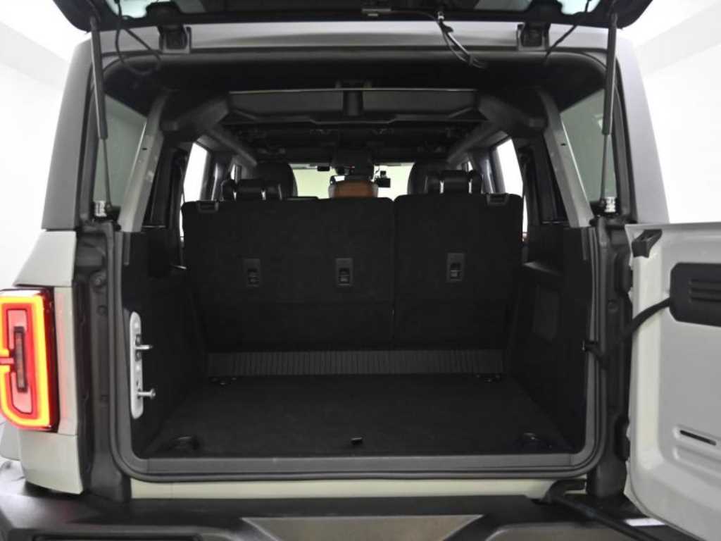 Ford Bronco 2022 the color of pearl - Importación desde Corea - HF Imports Iquique - Foto 20