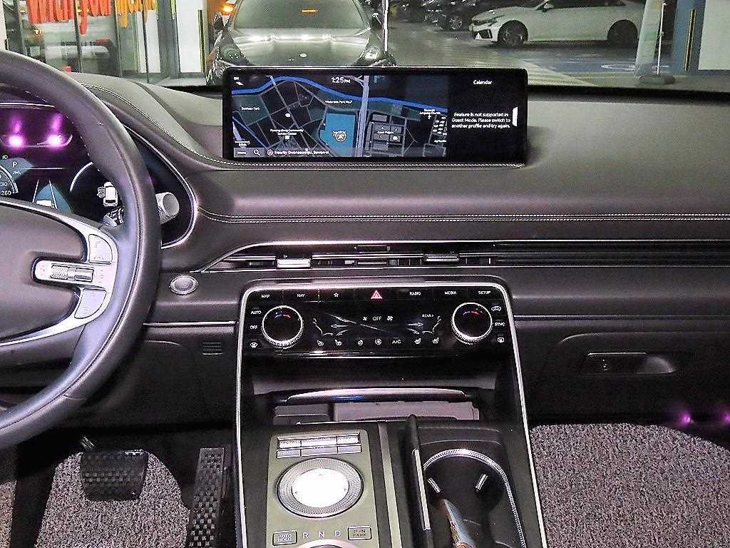 Genesis GV80 - Vista 11