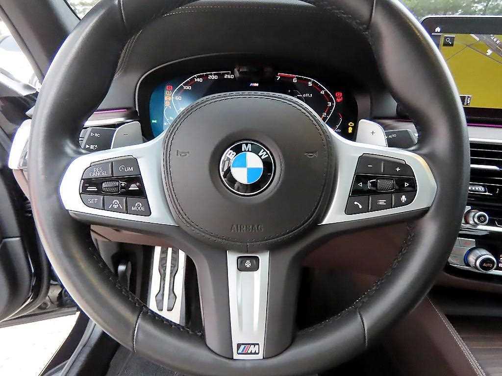 BMW 5 Series - Vista 8
