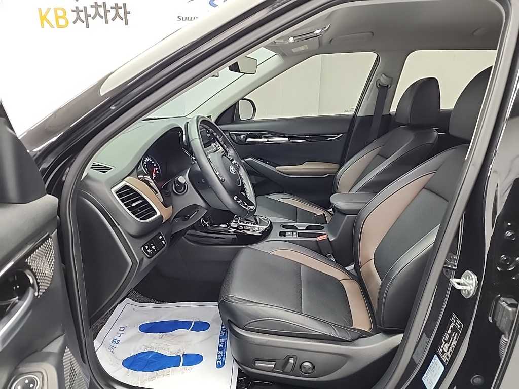 KIA Seltos - Vista 11