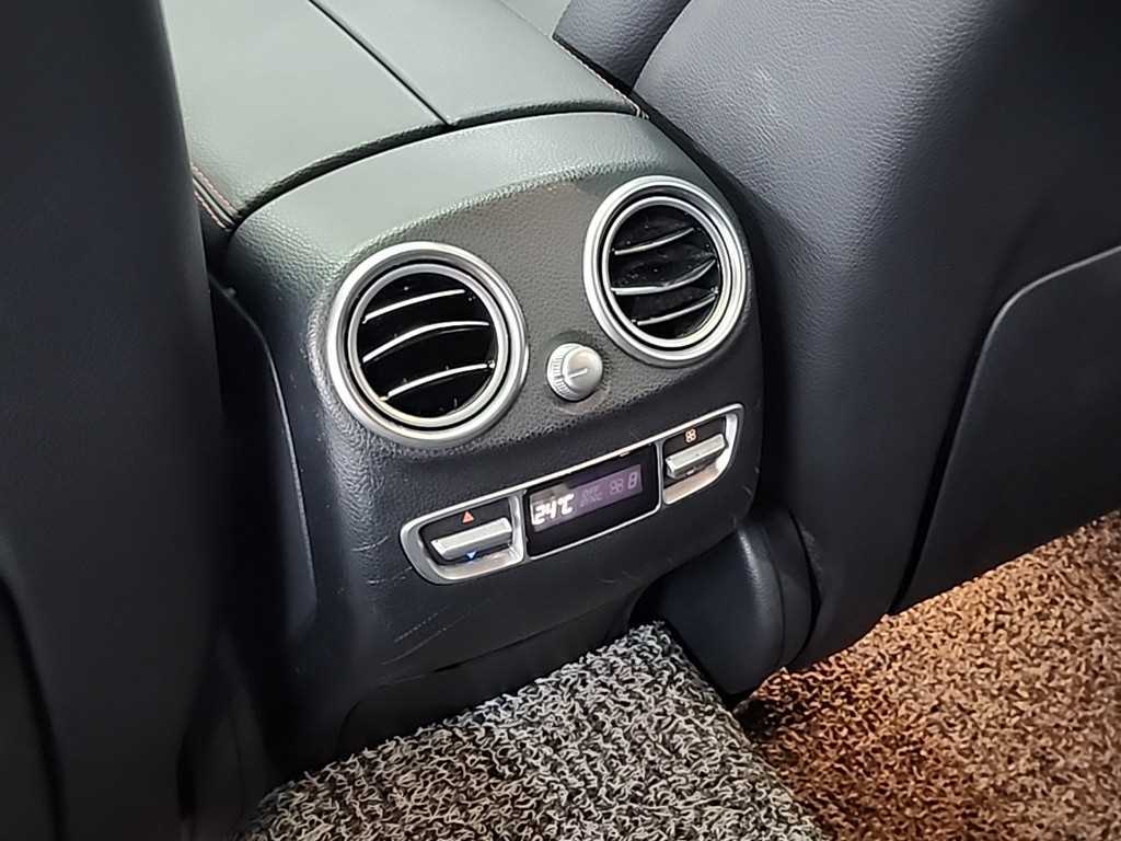 Mercedes Benz GLC Class 2018 Negro - Importación desde Corea - HF Imports Iquique - Foto 13