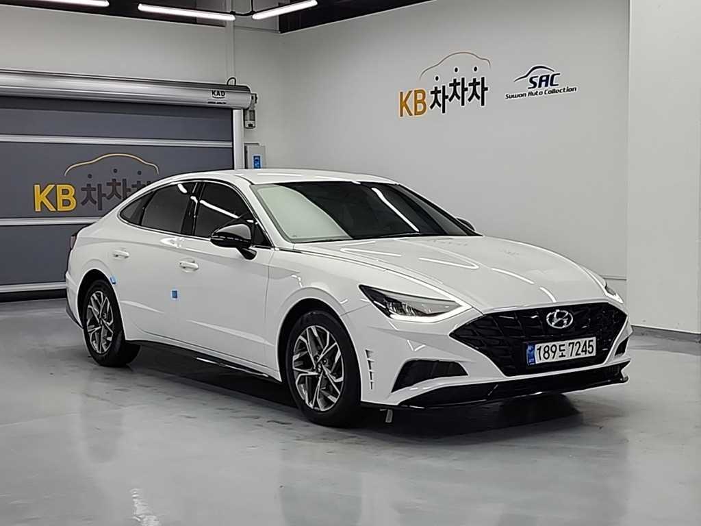 HYUNDAI Sonata - Vista 4