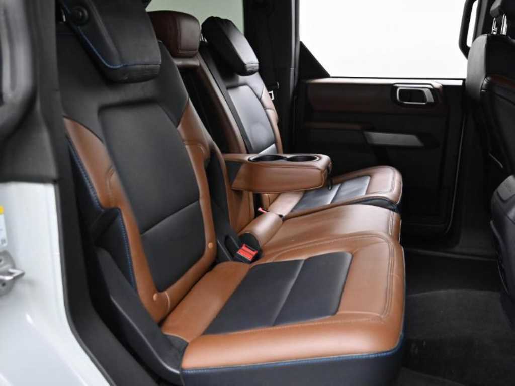 Ford Bronco - Vista 12