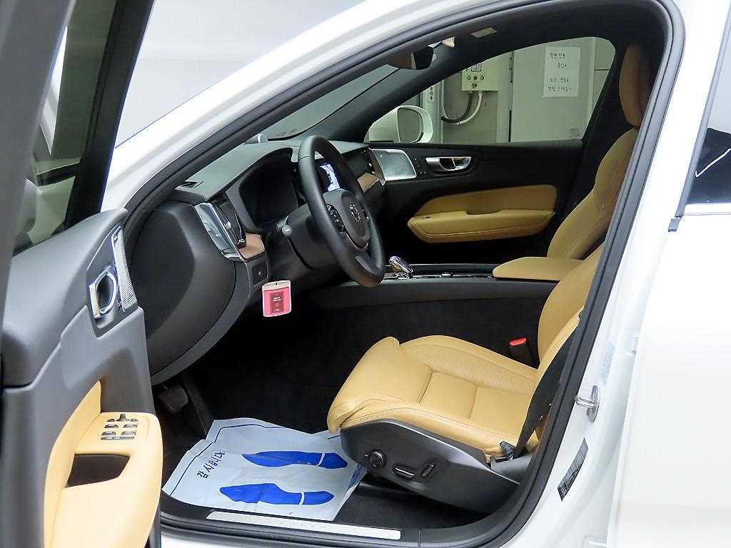 Volvo XC60 - Vista 5