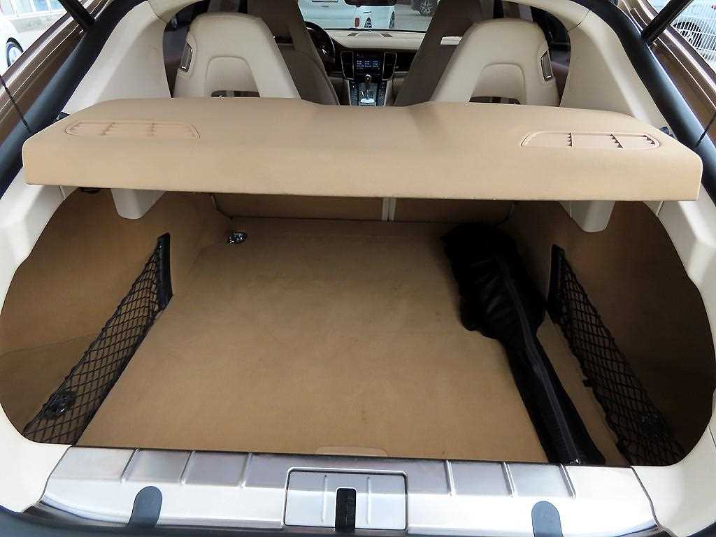 Porsche Panamera 2011 Gold color - Importación desde Corea - HF Imports Iquique - Foto 17