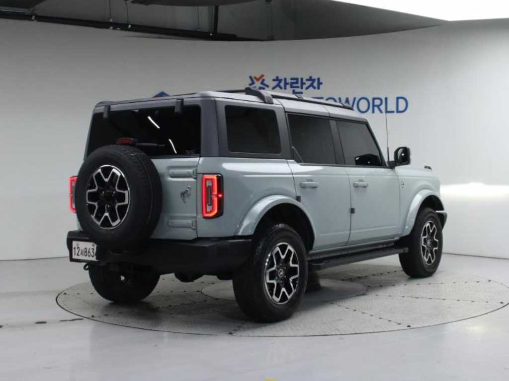 Ford Bronco - Vista 4