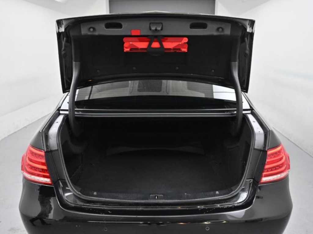 Mercedes Benz E class 2014 Negro - Importación desde Corea - HF Imports Iquique - Foto 20