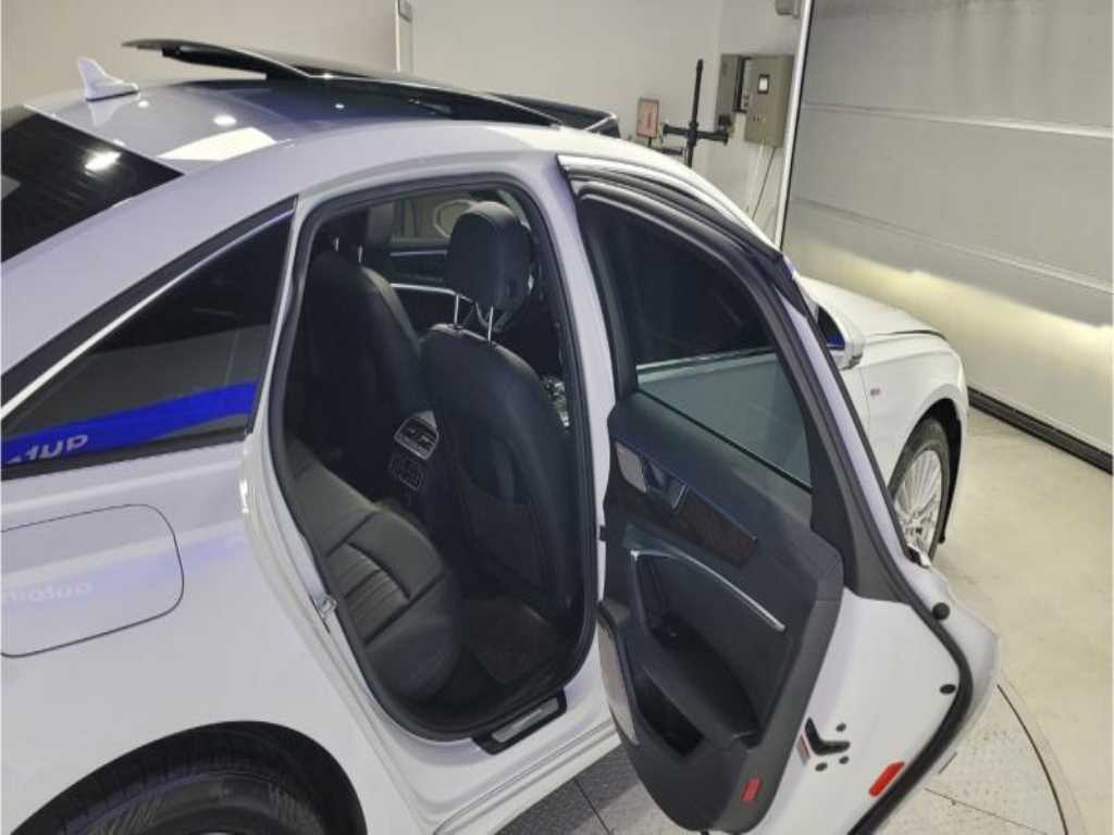 BMW 5 Series - Vista 10