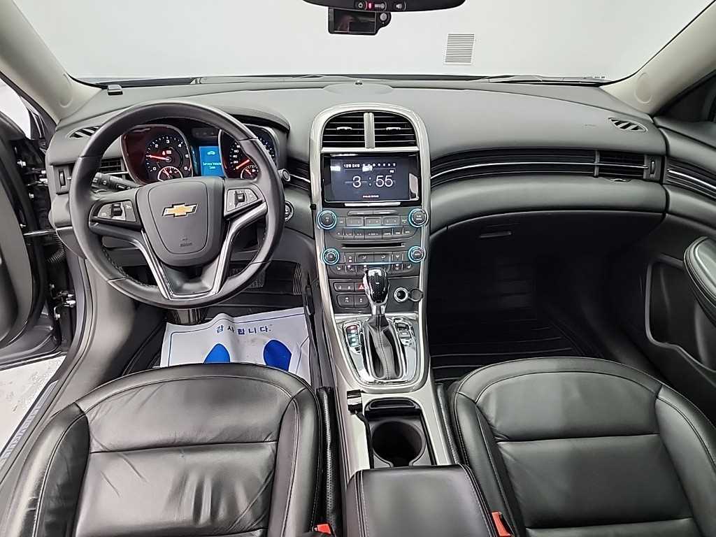 Chevrolet Malibu - Vista 7