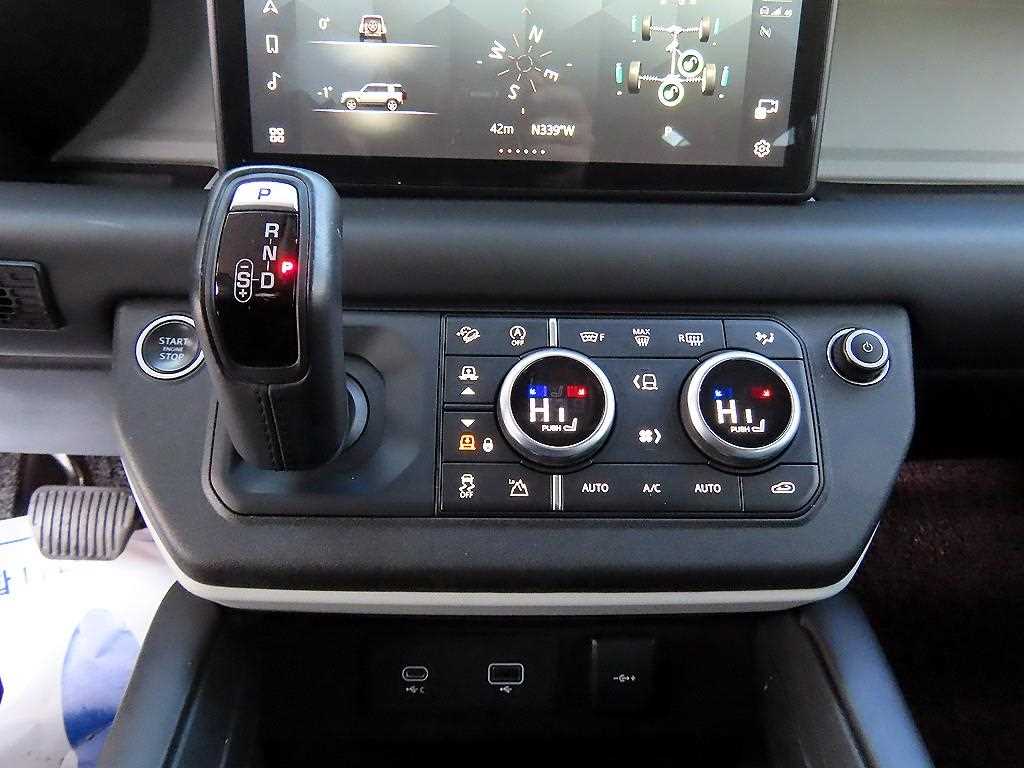 Land Rover Defender - Vista 11