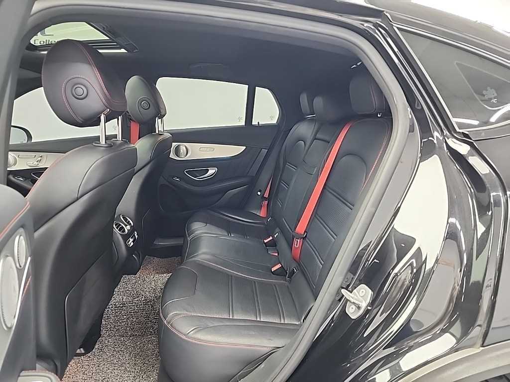 Mercedes Benz GLC Class - Vista 12