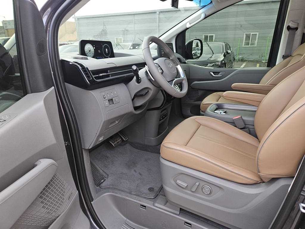 HYUNDAI Staria 2022 Gris - Importación desde Corea - HF Imports Iquique - Foto 14