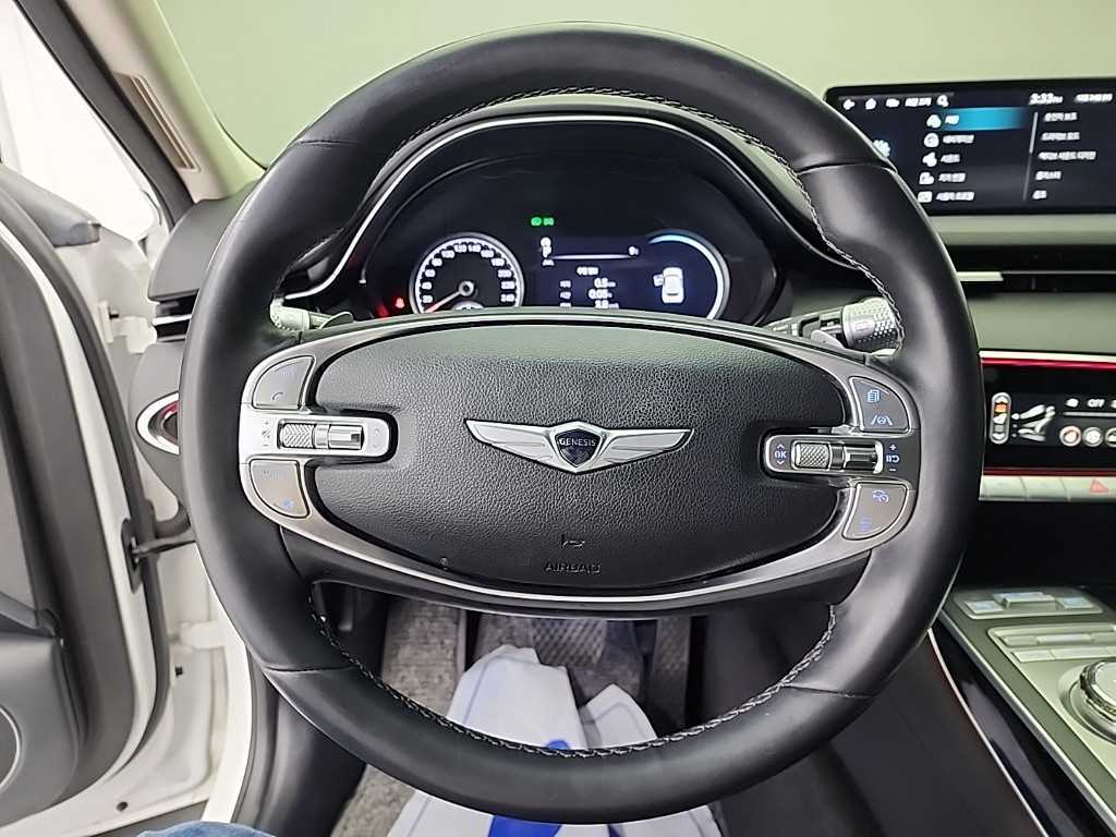 Genesis GV70 - Vista 9