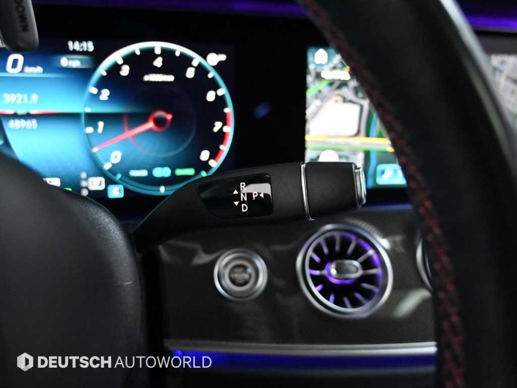 Mercedes Benz CLS Class - Vista 9