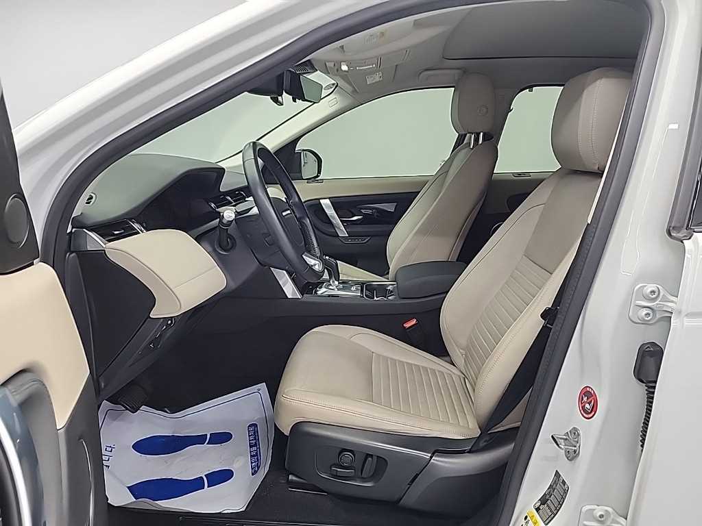 Land Rover Discovery Sports - Vista 11