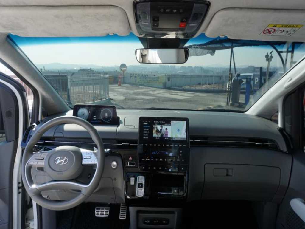 HYUNDAI Staria 2023 Blanco - Importación desde Corea - HF Imports Iquique - Foto 13