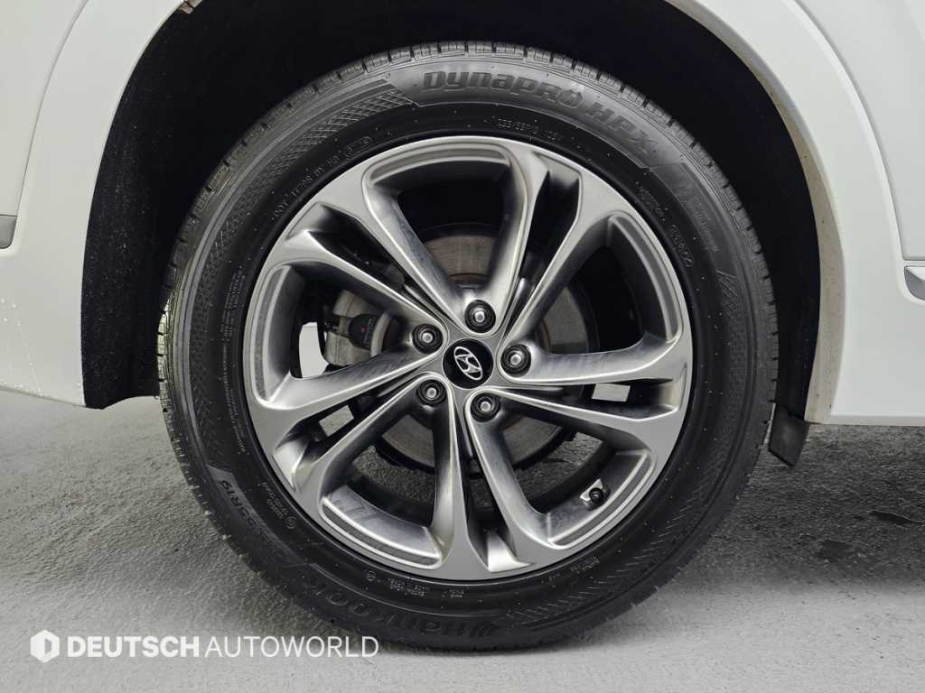 HYUNDAI Santa Fe - Vista 5