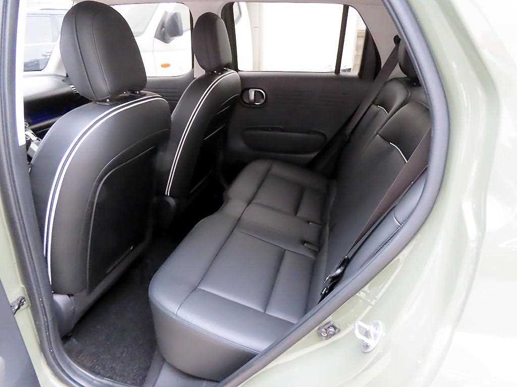 HYUNDAI Casper - Vista 6