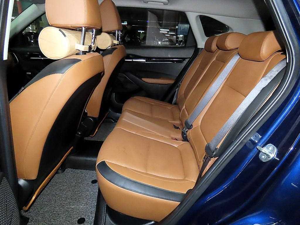 KIA Seltos - Vista 7