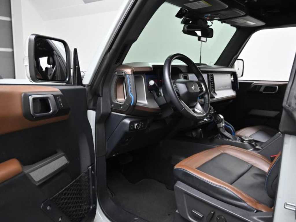 Ford Bronco - Vista 11