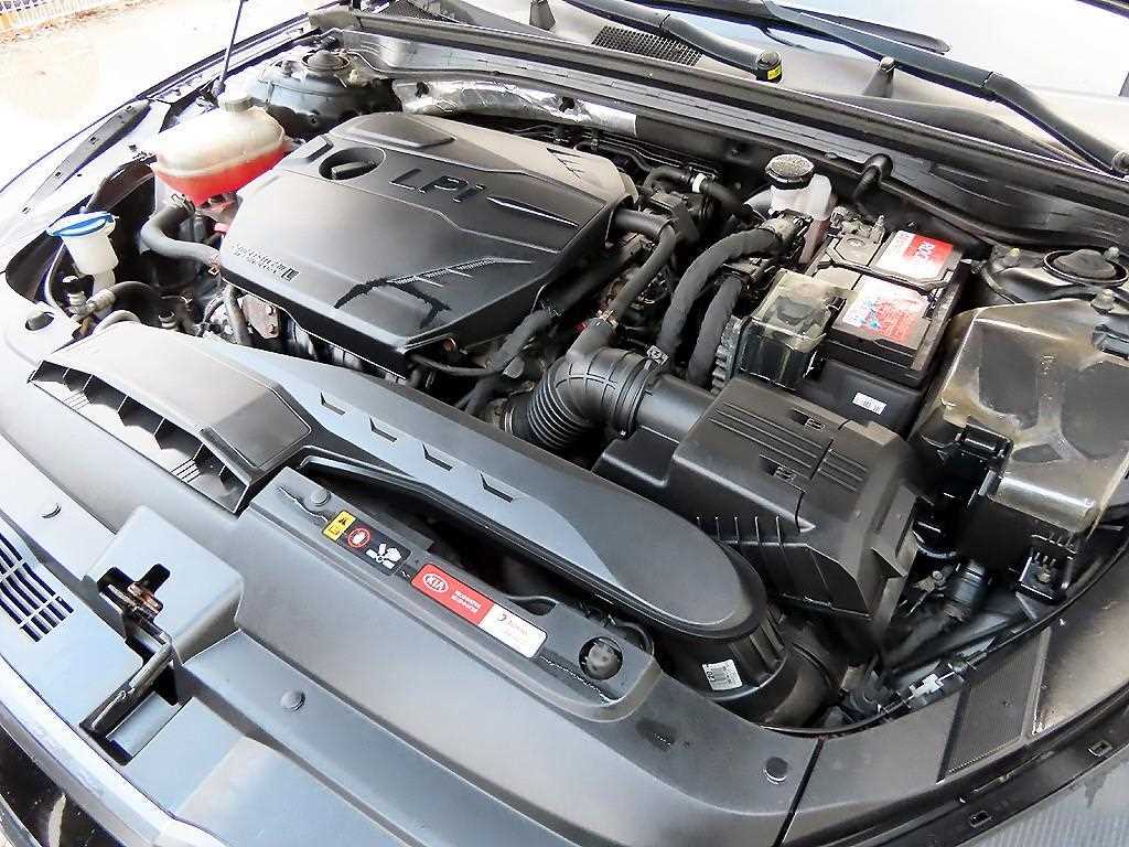 KIA K5 2021 Negro - Importación desde Corea - HF Imports Iquique - Foto 19