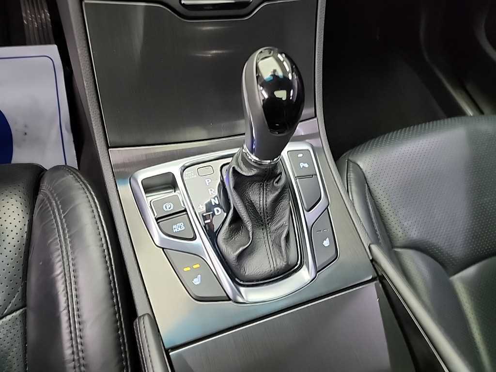 HYUNDAI Grandeur - Vista 8