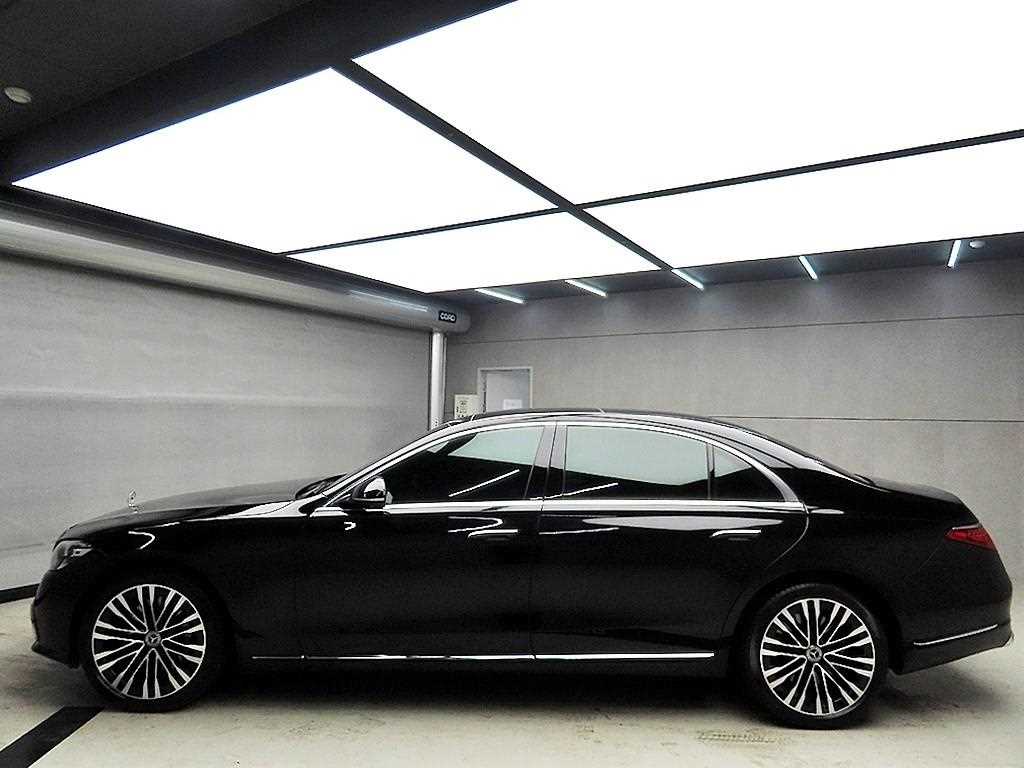 Mercedes Benz S Class - Vista 4