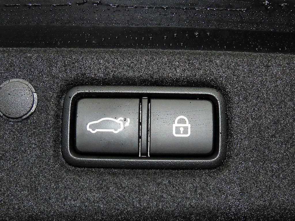 HYUNDAI Grandeur 2020 Negro - Importación desde Corea - HF Imports Iquique - Foto 16