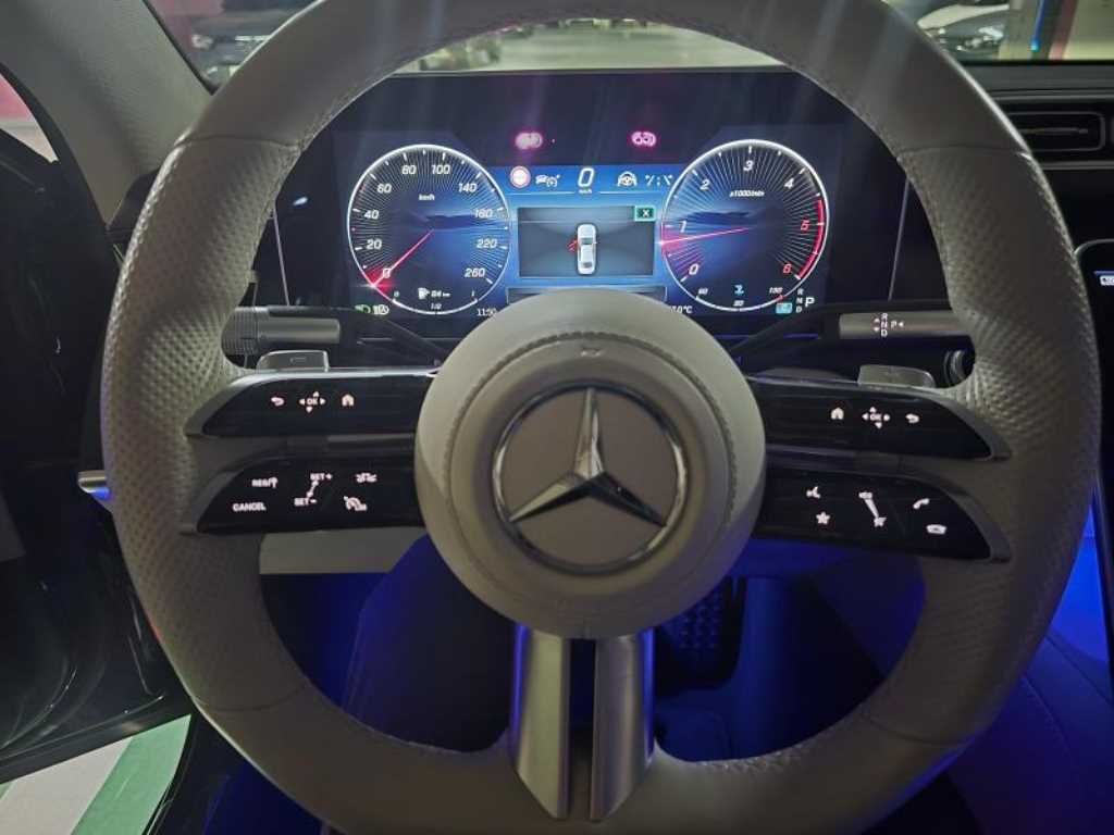 Mercedes Benz S Class - Vista 8